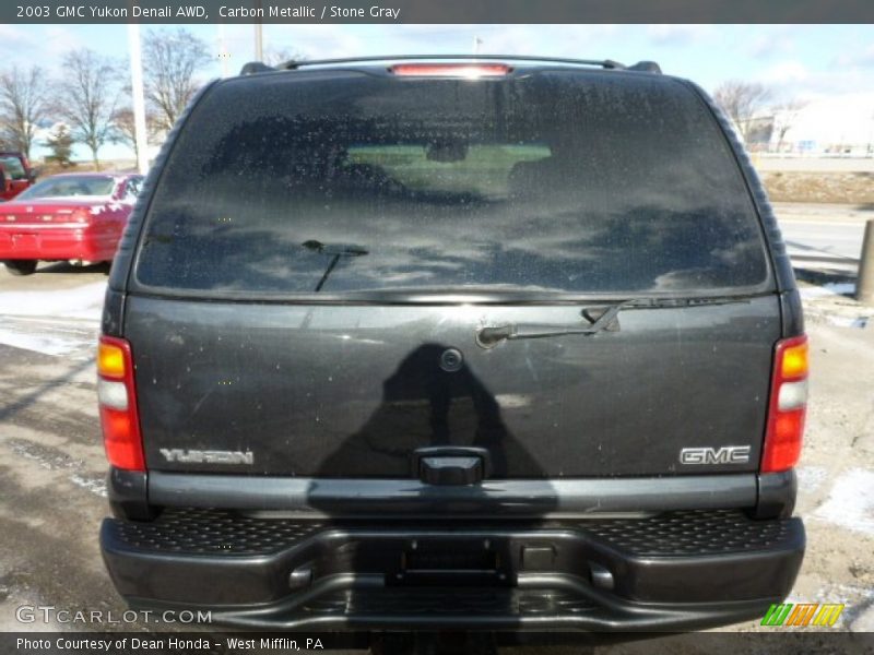 Carbon Metallic / Stone Gray 2003 GMC Yukon Denali AWD
