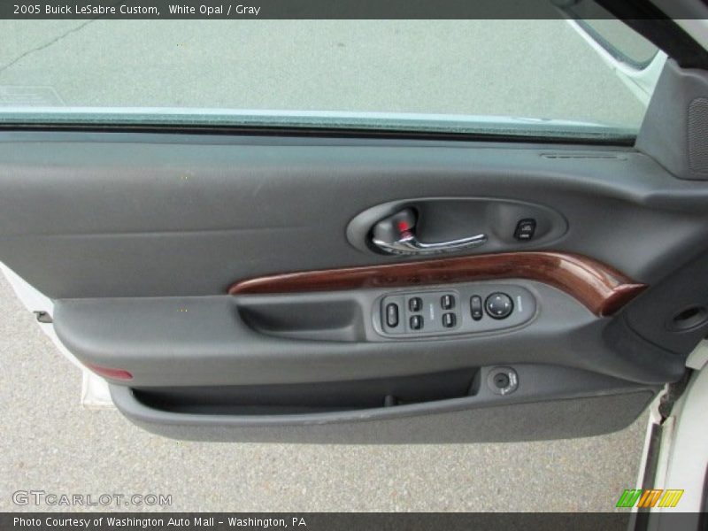 White Opal / Gray 2005 Buick LeSabre Custom