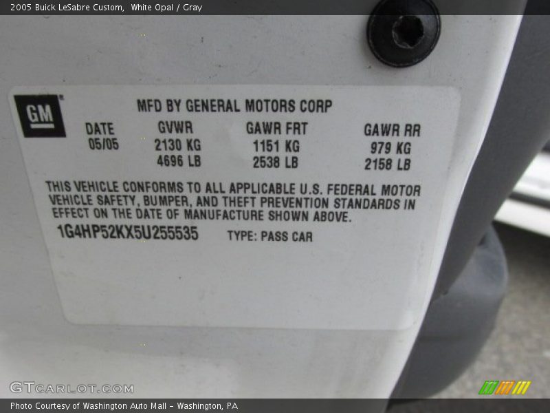 White Opal / Gray 2005 Buick LeSabre Custom