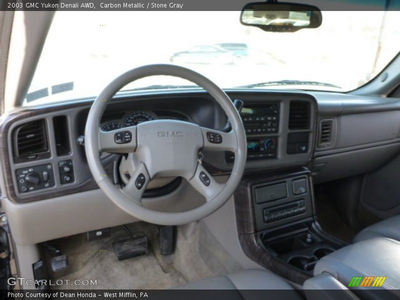 Carbon Metallic / Stone Gray 2003 GMC Yukon Denali AWD