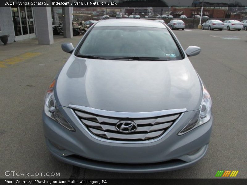 Iridescent Silver Blue Metallic / Black 2011 Hyundai Sonata SE