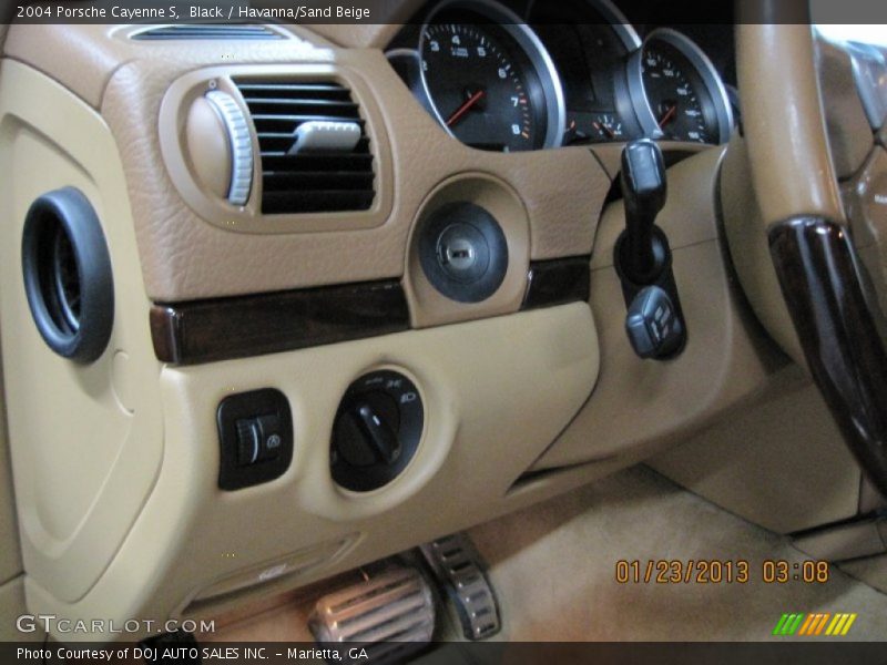 Black / Havanna/Sand Beige 2004 Porsche Cayenne S