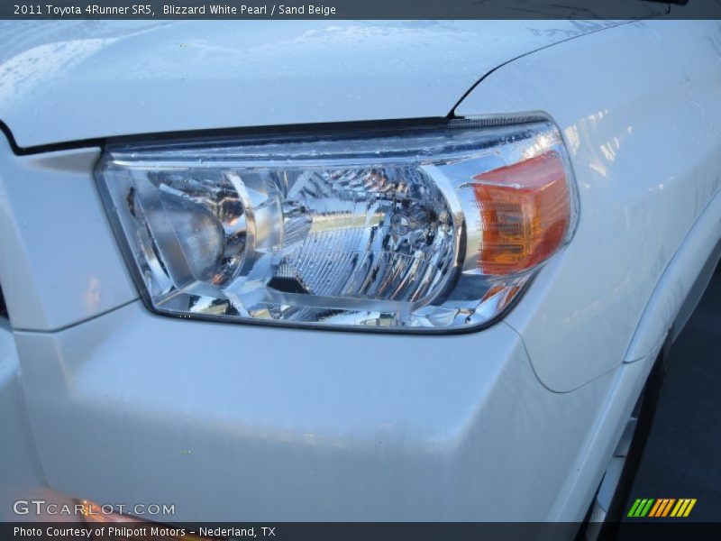 Blizzard White Pearl / Sand Beige 2011 Toyota 4Runner SR5