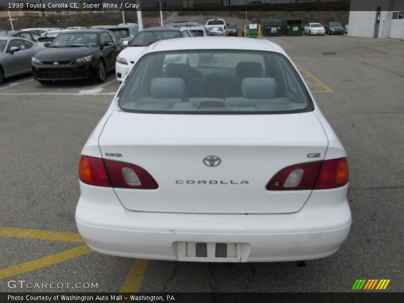 Super White / Gray 1998 Toyota Corolla CE