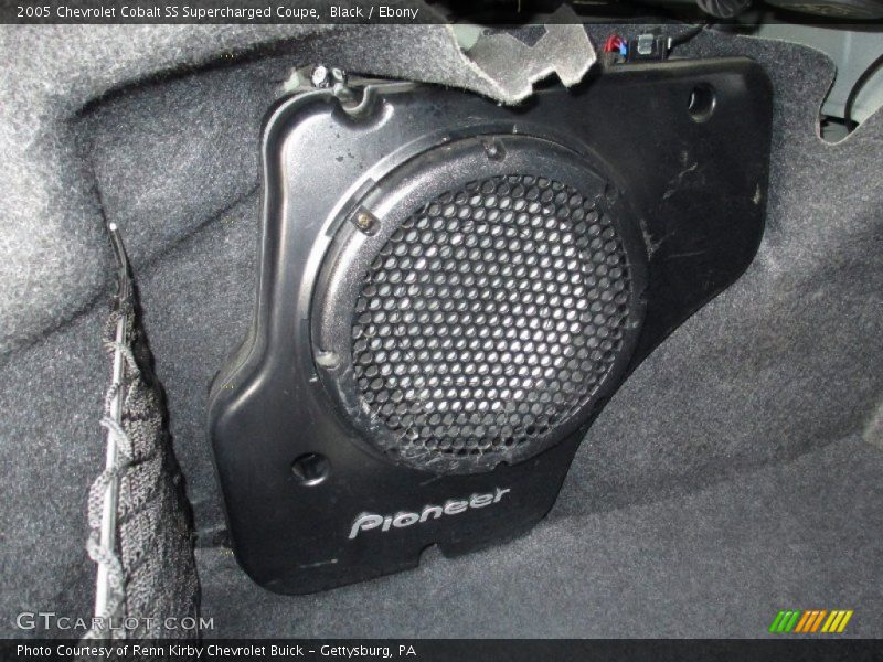 Audio System of 2005 Cobalt SS Supercharged Coupe