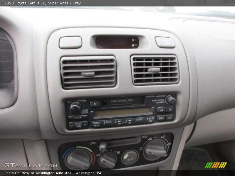 Super White / Gray 1998 Toyota Corolla CE