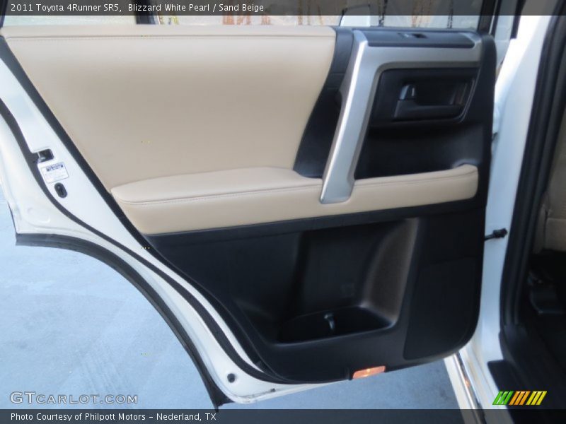 Blizzard White Pearl / Sand Beige 2011 Toyota 4Runner SR5
