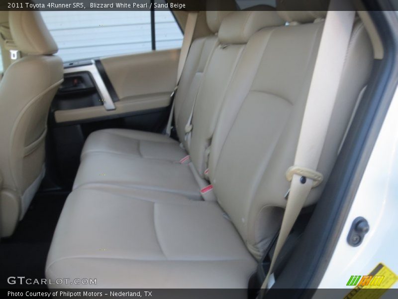 Blizzard White Pearl / Sand Beige 2011 Toyota 4Runner SR5