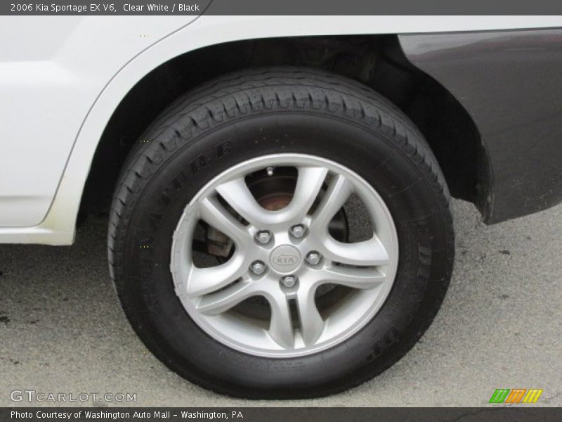 Clear White / Black 2006 Kia Sportage EX V6