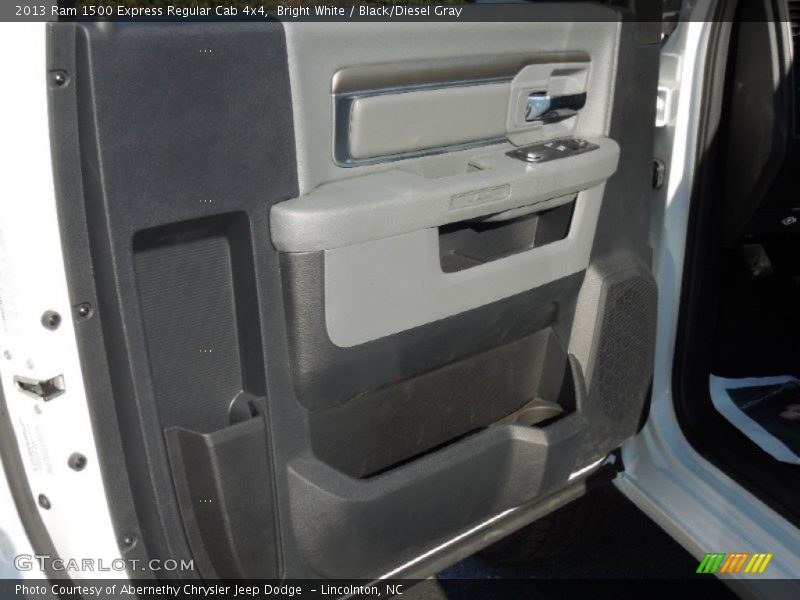 Bright White / Black/Diesel Gray 2013 Ram 1500 Express Regular Cab 4x4