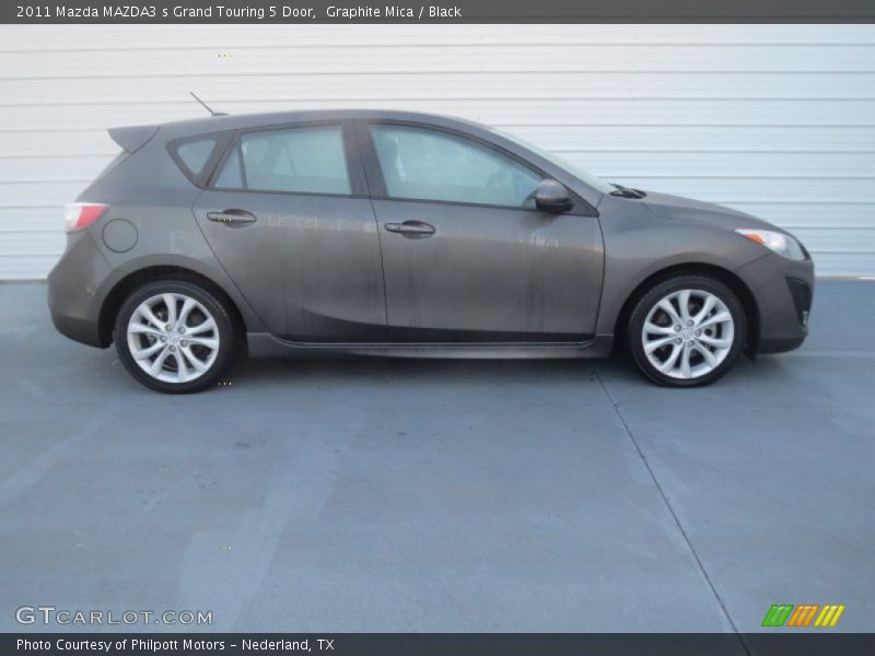 Graphite Mica / Black 2011 Mazda MAZDA3 s Grand Touring 5 Door