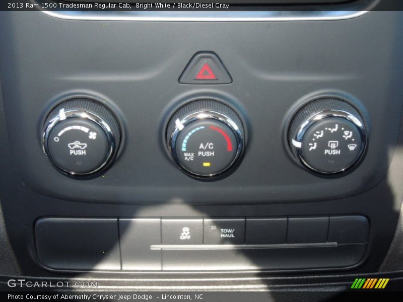 Controls of 2013 1500 Tradesman Regular Cab