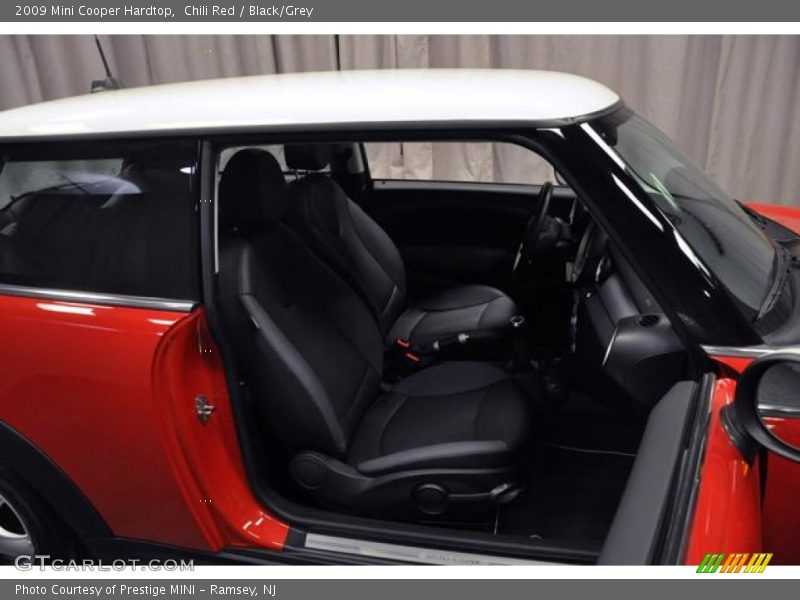 Chili Red / Black/Grey 2009 Mini Cooper Hardtop