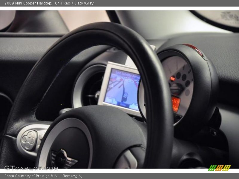 Chili Red / Black/Grey 2009 Mini Cooper Hardtop