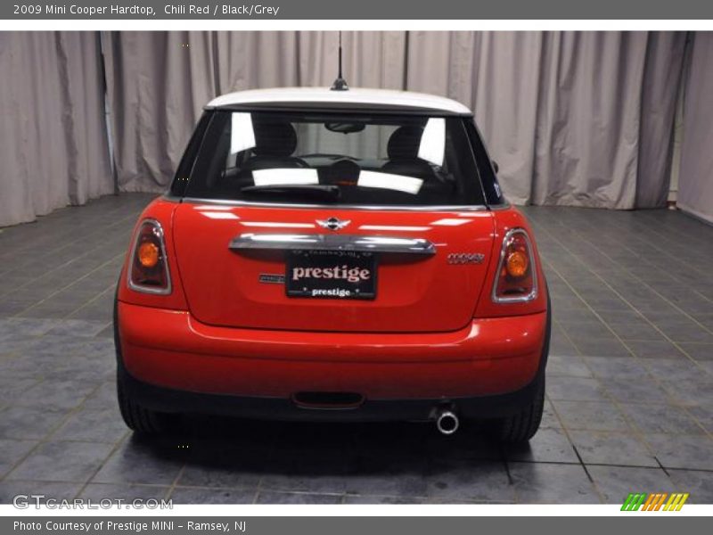 Chili Red / Black/Grey 2009 Mini Cooper Hardtop
