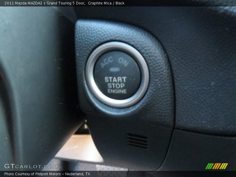 Graphite Mica / Black 2011 Mazda MAZDA3 s Grand Touring 5 Door