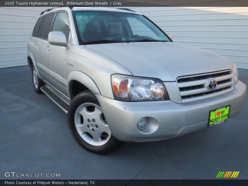 Millenium Silver Metallic / Gray 2005 Toyota Highlander Limited