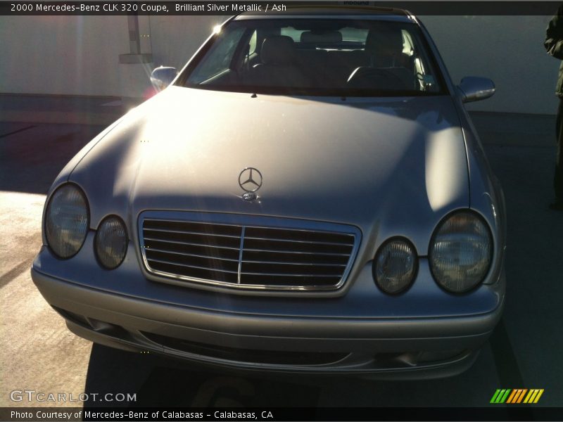 Brilliant Silver Metallic / Ash 2000 Mercedes-Benz CLK 320 Coupe