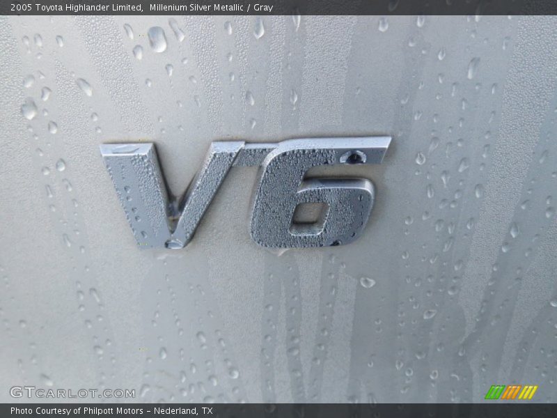 Millenium Silver Metallic / Gray 2005 Toyota Highlander Limited