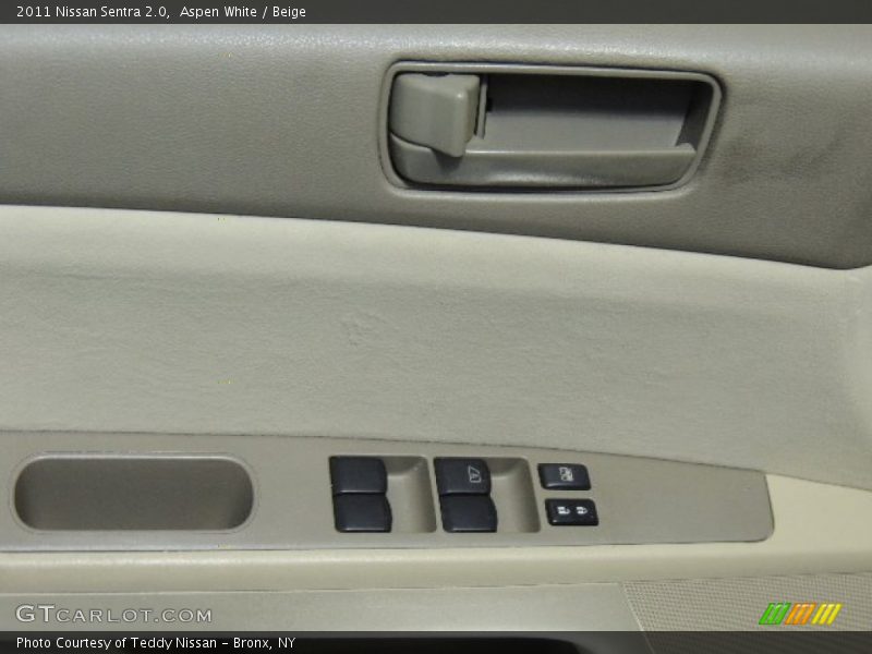 Aspen White / Beige 2011 Nissan Sentra 2.0