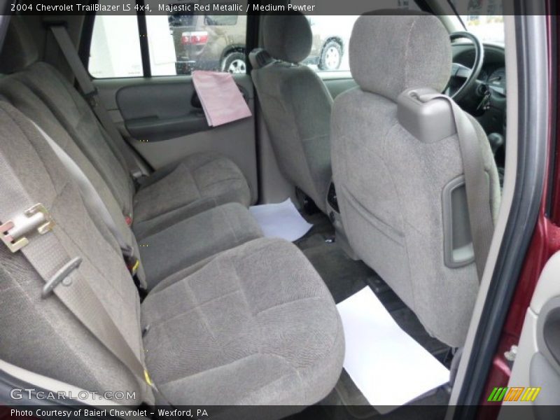 Majestic Red Metallic / Medium Pewter 2004 Chevrolet TrailBlazer LS 4x4