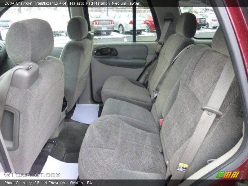 Majestic Red Metallic / Medium Pewter 2004 Chevrolet TrailBlazer LS 4x4