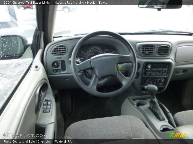 Majestic Red Metallic / Medium Pewter 2004 Chevrolet TrailBlazer LS 4x4