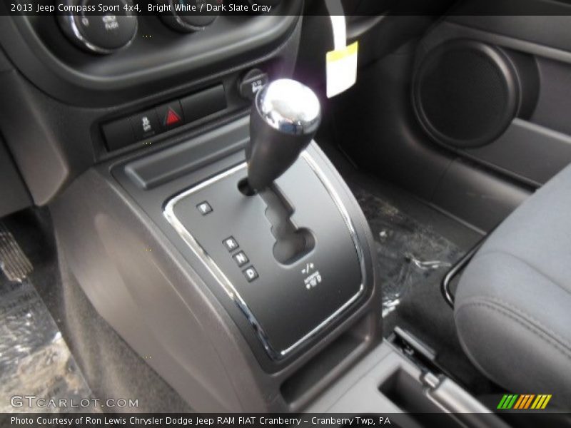 Bright White / Dark Slate Gray 2013 Jeep Compass Sport 4x4