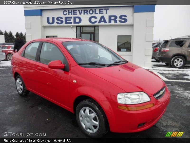 Victory Red / Gray 2005 Chevrolet Aveo LS Sedan