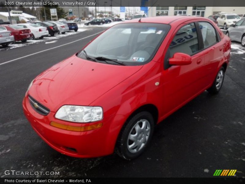 Front 3/4 View of 2005 Aveo LS Sedan