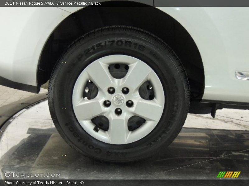 Silver Ice Metallic / Black 2011 Nissan Rogue S AWD