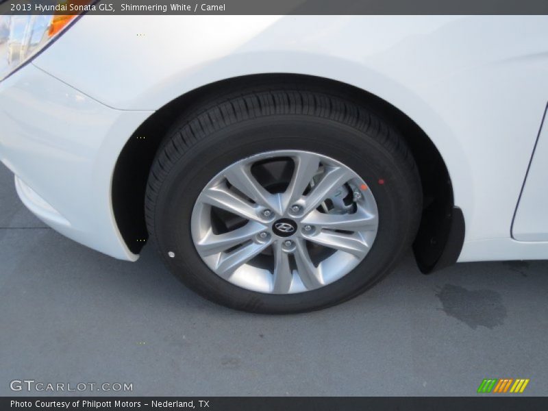 Shimmering White / Camel 2013 Hyundai Sonata GLS