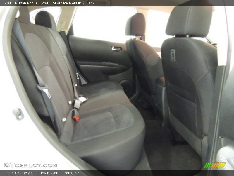 Silver Ice Metallic / Black 2011 Nissan Rogue S AWD