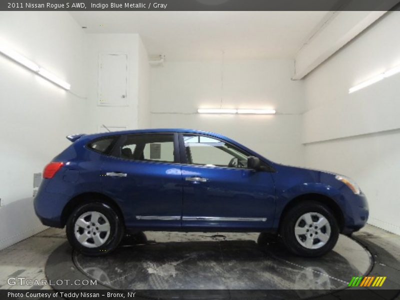 Indigo Blue Metallic / Gray 2011 Nissan Rogue S AWD