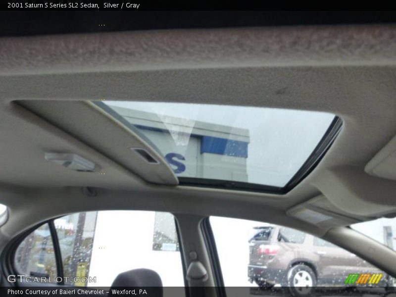 Silver / Gray 2001 Saturn S Series SL2 Sedan