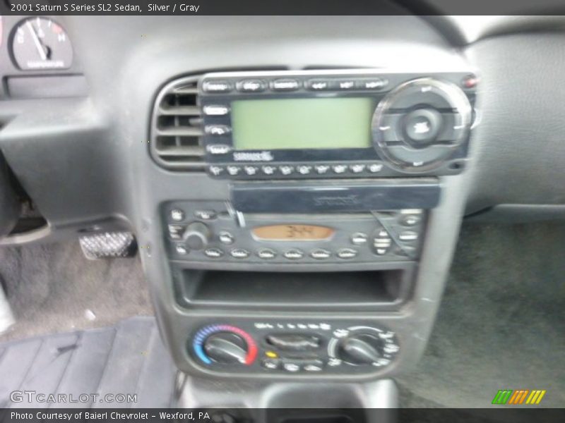 Silver / Gray 2001 Saturn S Series SL2 Sedan