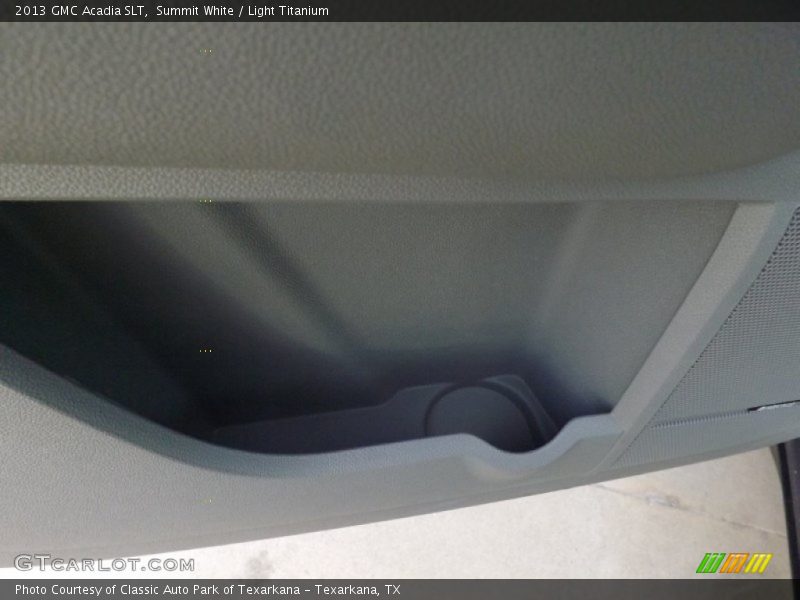 Summit White / Light Titanium 2013 GMC Acadia SLT