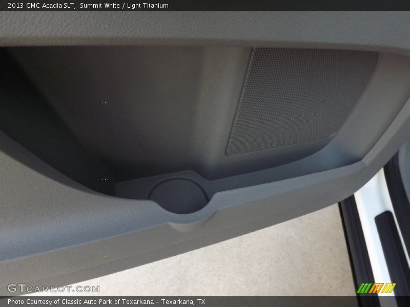 Summit White / Light Titanium 2013 GMC Acadia SLT