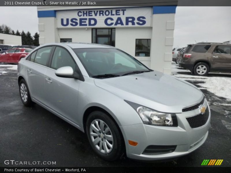 Silver Ice Metallic / Jet Black 2011 Chevrolet Cruze LT