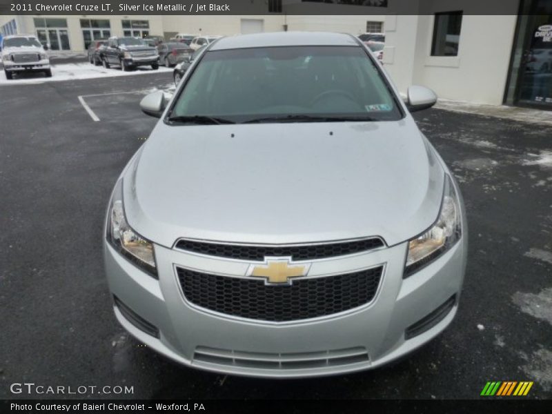 Silver Ice Metallic / Jet Black 2011 Chevrolet Cruze LT