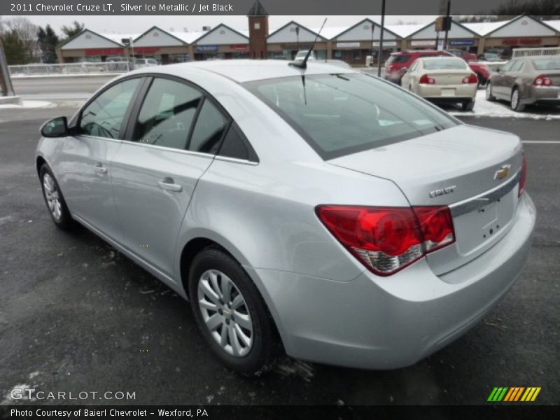 Silver Ice Metallic / Jet Black 2011 Chevrolet Cruze LT
