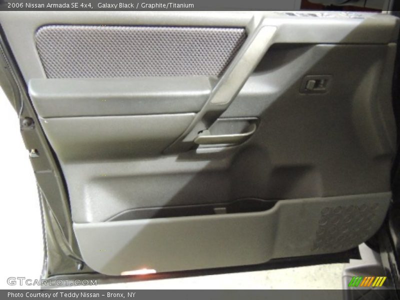 Galaxy Black / Graphite/Titanium 2006 Nissan Armada SE 4x4