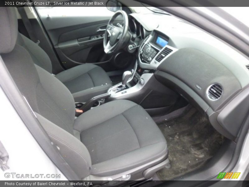 Silver Ice Metallic / Jet Black 2011 Chevrolet Cruze LT