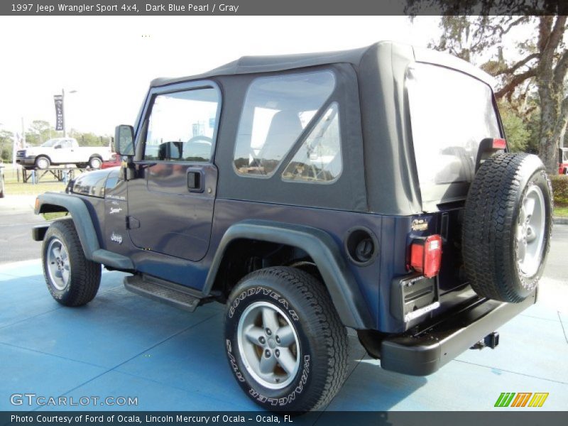 Dark Blue Pearl / Gray 1997 Jeep Wrangler Sport 4x4