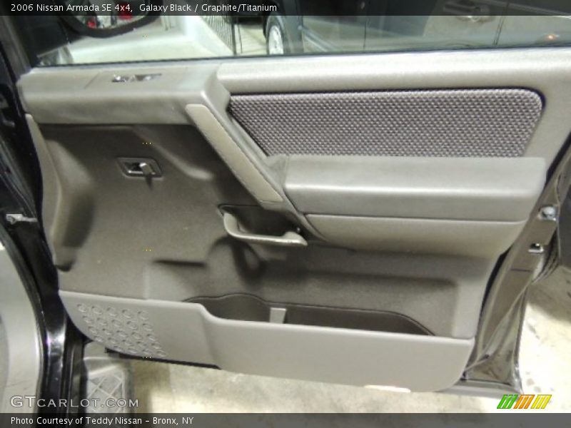 Galaxy Black / Graphite/Titanium 2006 Nissan Armada SE 4x4