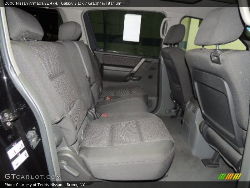 Galaxy Black / Graphite/Titanium 2006 Nissan Armada SE 4x4