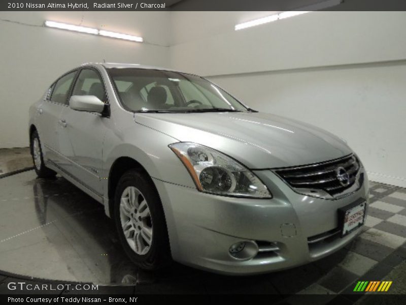Radiant Silver / Charcoal 2010 Nissan Altima Hybrid