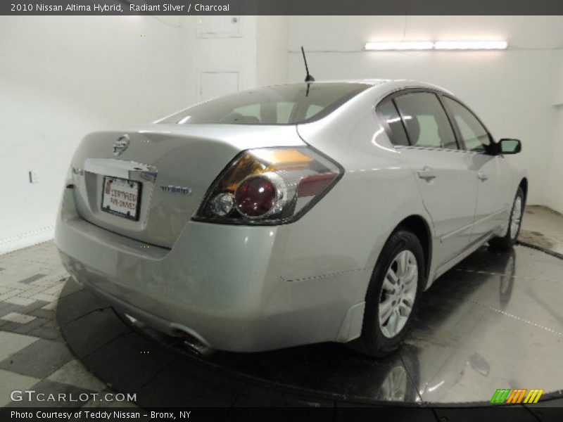 Radiant Silver / Charcoal 2010 Nissan Altima Hybrid