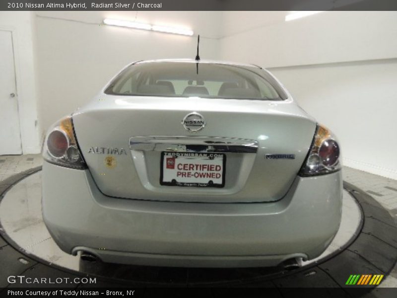 Radiant Silver / Charcoal 2010 Nissan Altima Hybrid