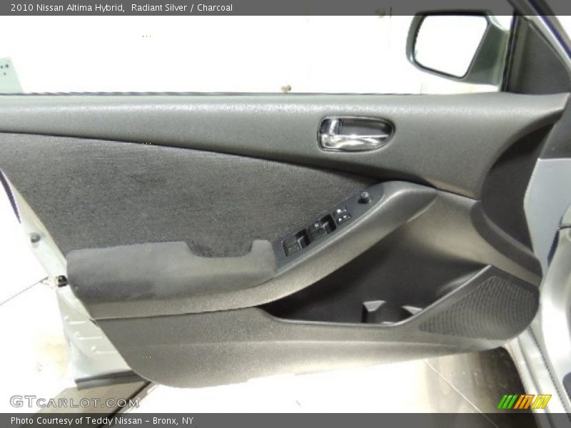 Radiant Silver / Charcoal 2010 Nissan Altima Hybrid